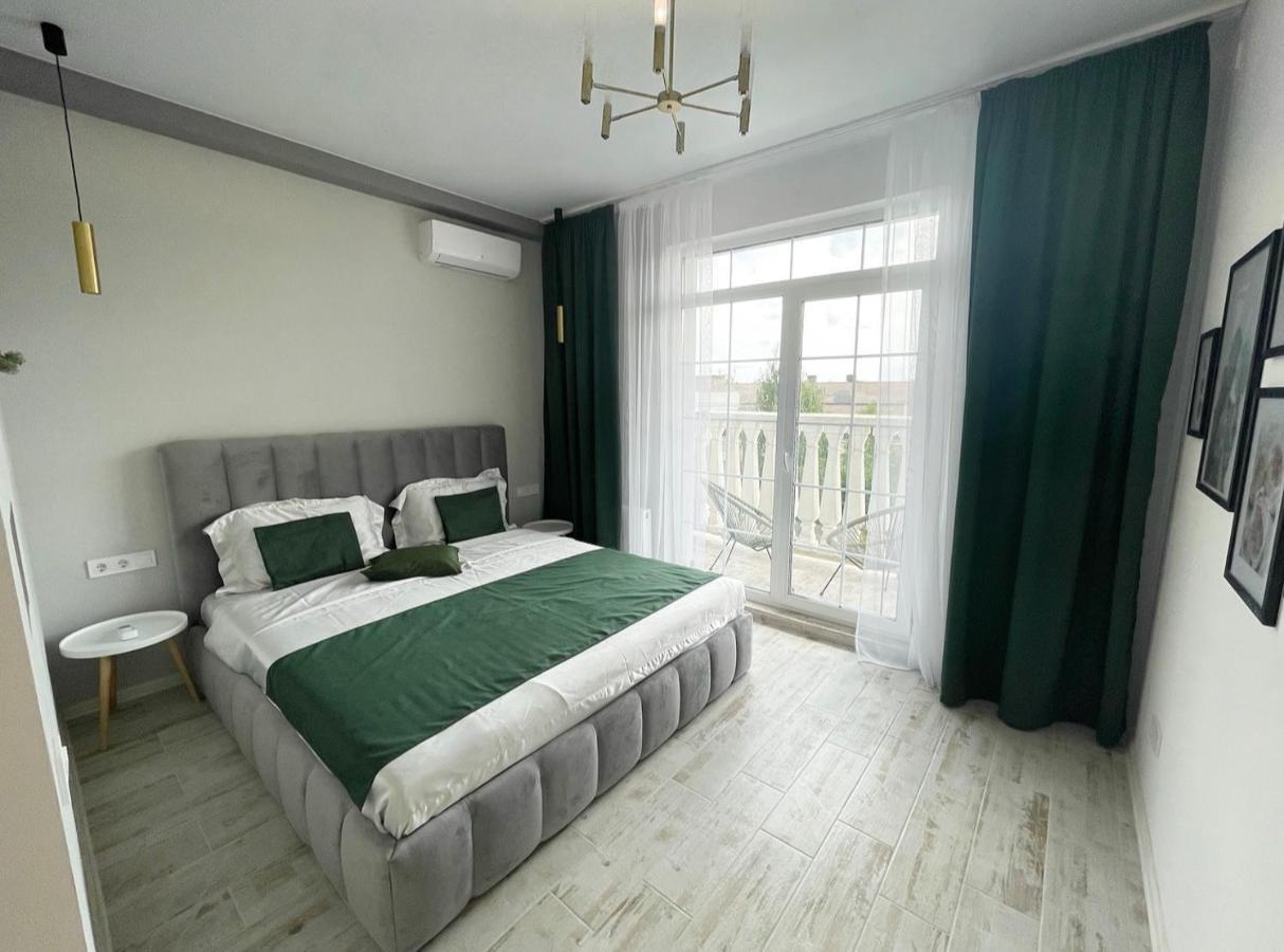 Residential Complex New England Apartment Kiew